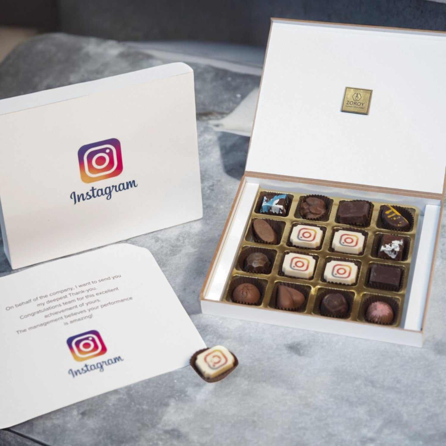 ZOROY Personalised Customised Photo Printed Wooden Chocolate Gift Box of 16 - Corporate Gifts with Company Name, Brand Logo printed on Chocolates and Personalised Message Card