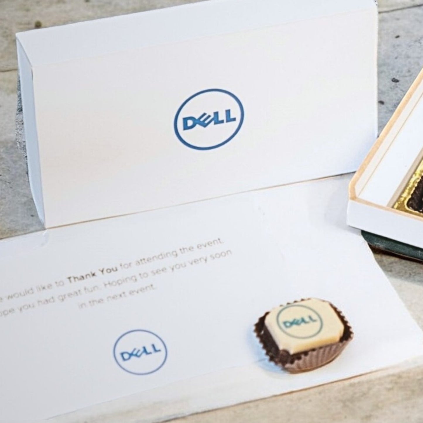 ZOROY Personalised Customised Photo Printed Wooden Chocolate Gift Box of 6 - Corporate Gifts with Company Name, Brand Logo printed on Chocolates and Personalised Message Card