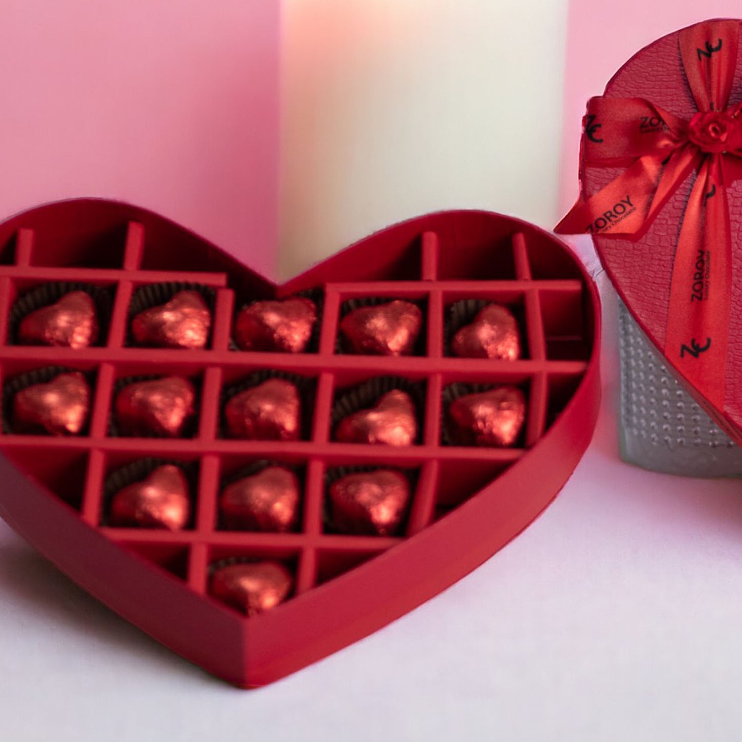 ZOROY Valentines Day Special Heart Box Medium with 14 milk chocolate hearts