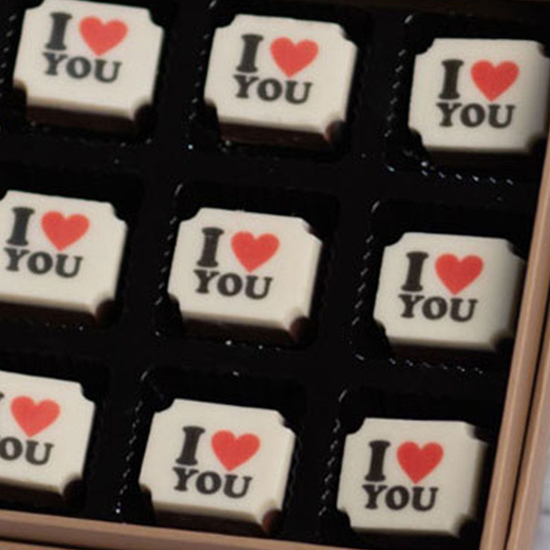 ZOROY LUXURY CHOCOLATE Valentines day Love Gift box of 9 I love you chocolate - 135G For Girlfriend | BoyFriend Anniversary Gifts For Wife | Husband | Love Chocolates | Chocolate Hamper For Couples