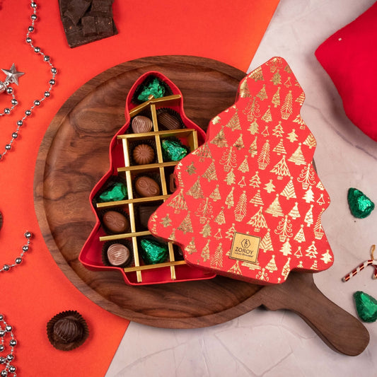 ZOROY Luxury Chocolate Christmas Tree box Gift Combo of Assorted Goodies For Celebration Festive Corporate Christmas X Mas Marry Weeding Surprise Chocolate Gift Hamper Box