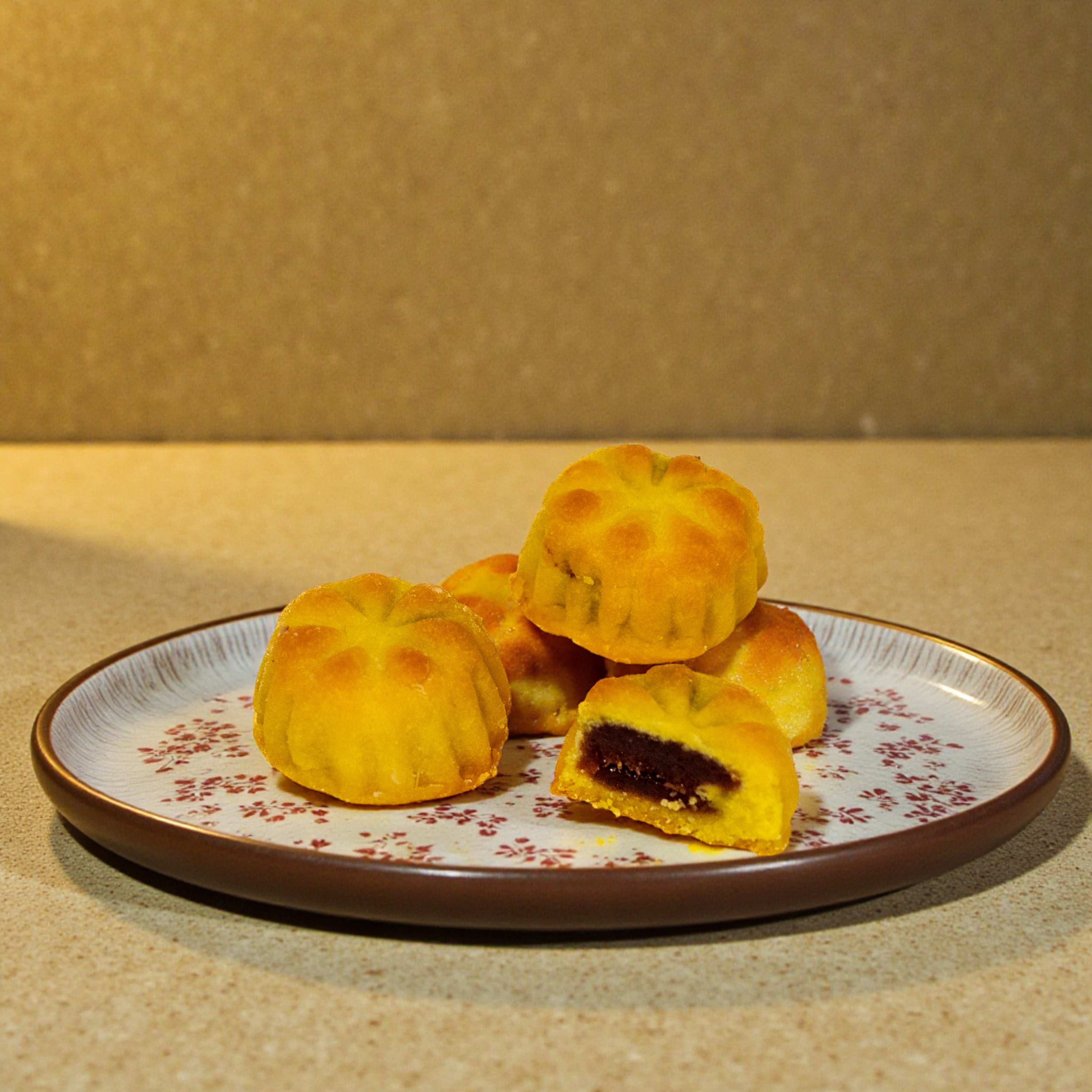 ZOROY Karigari Green Eid Box – 8 Date-Filled Mamouls with Premium Dates & Nuts | 136G