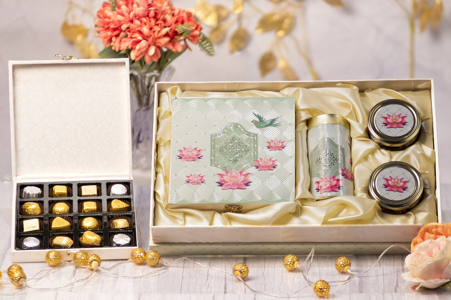 ZOROY Luxury Chocolate The Classic Parrot Gift Combo Hamper | 16 Milk & Drak Chocolates, Dry Fruits Almond with Chocolate Coated Biscuits | for Corporate Celebration Diwali Christmas Anniversary Birthday