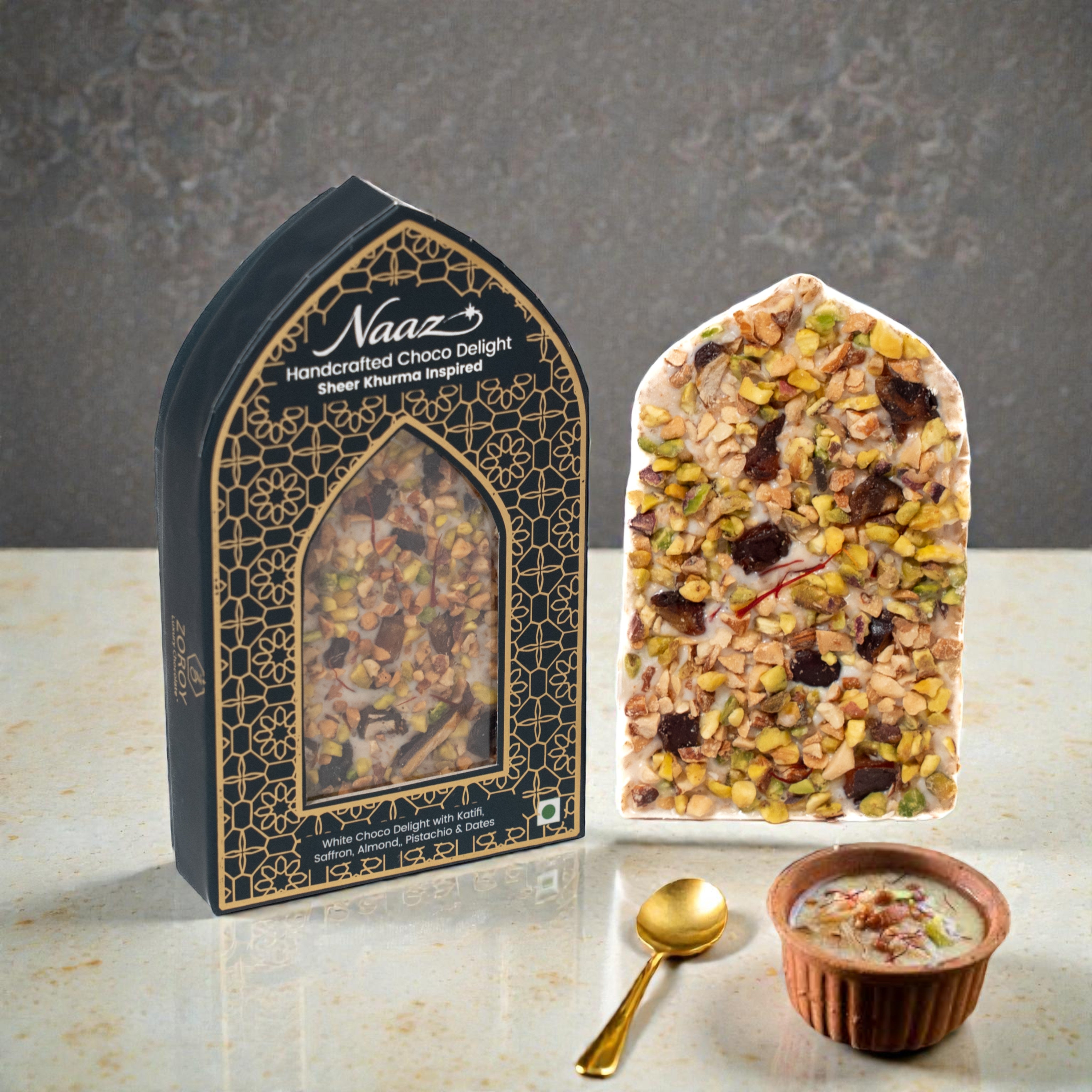 ZOROY Bahaar Luxury Eid & Ramadan Hamper – Mamouls, Chocolates, Baklava, Dates, Nuts, Lantern & Tea