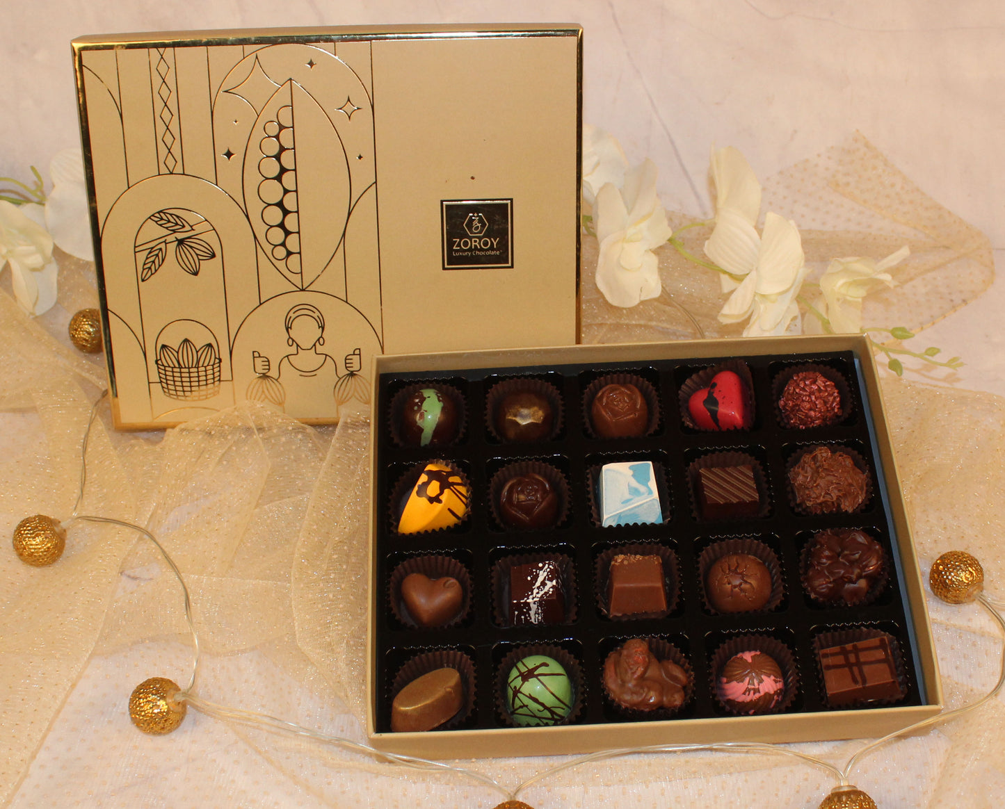 ZOROY LUXURY CHOCOLATE Box of 20 Pure Couverture Dark Chocolate | Signature Belgian style | 20 pieces in a Gift Box | Assortment of Dark pralines - 220 Gms