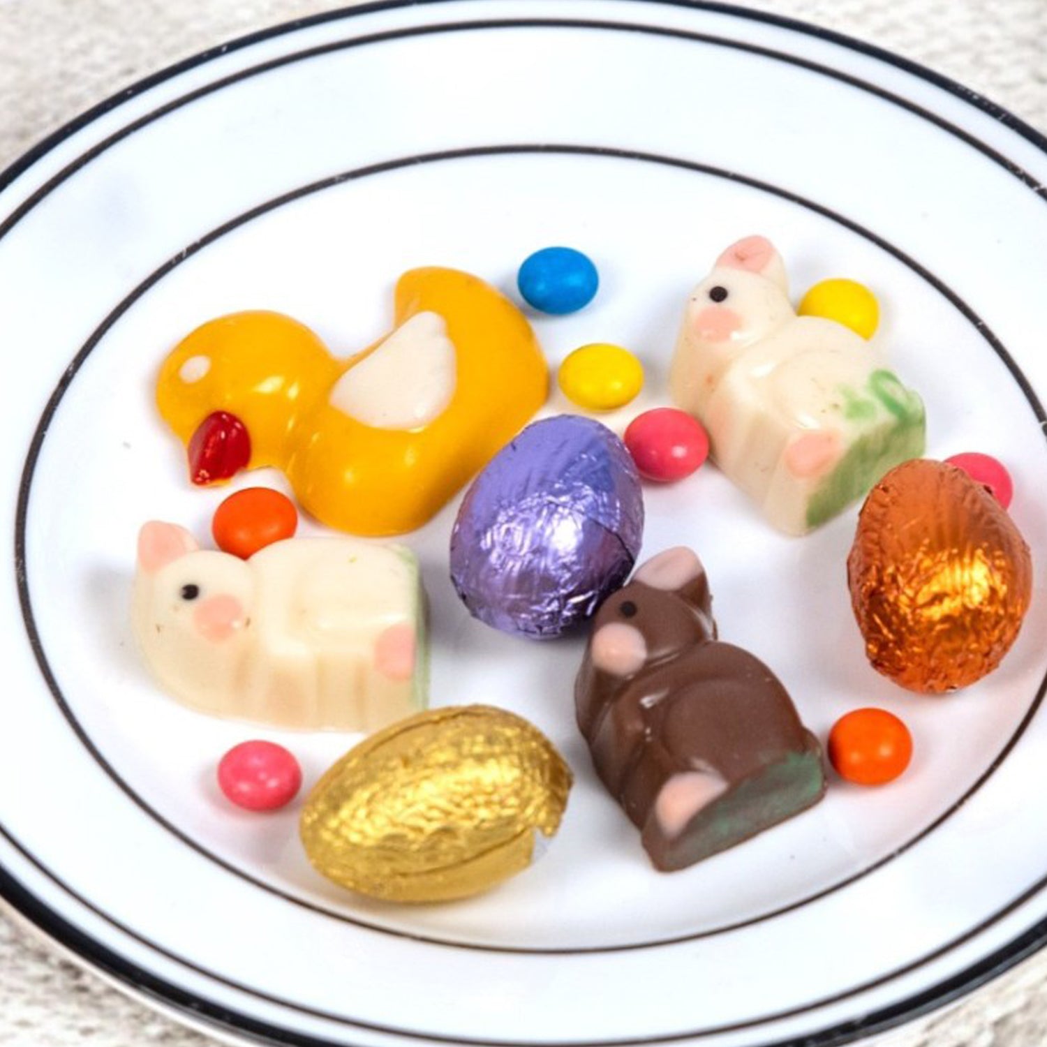 ZOROY Easter 1 Large Eggs with Bunnies and Ducks Gift Box