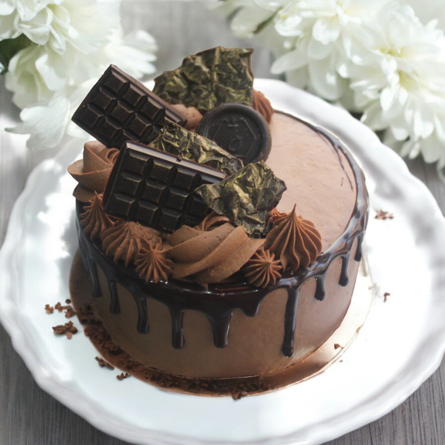ZOROY Chocolate Overload cake