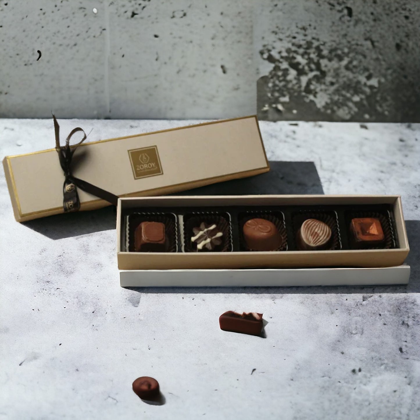 ZOROY Box of 5 Assorted Delite Chocolate Gift Box - (55 Gms)