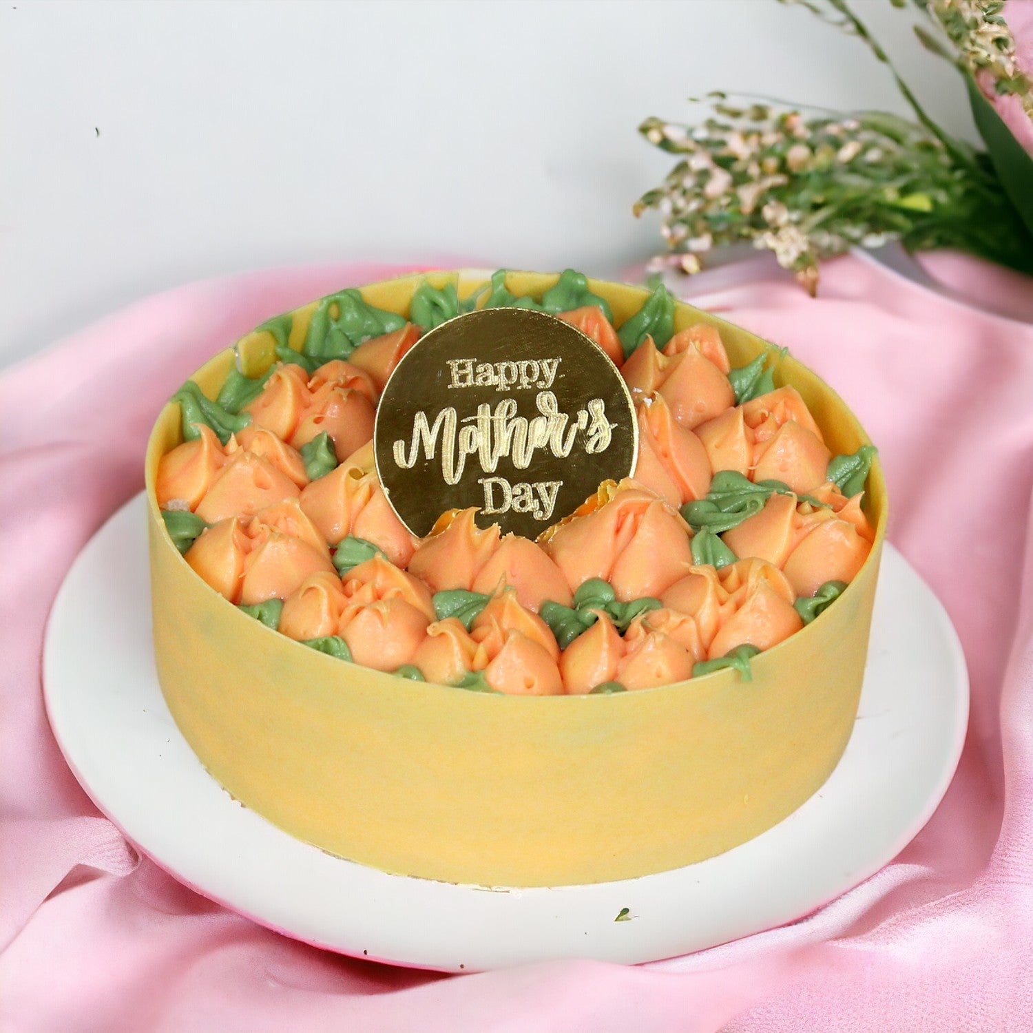 ZOROY Mothers Day Pineapple Eggless Cake