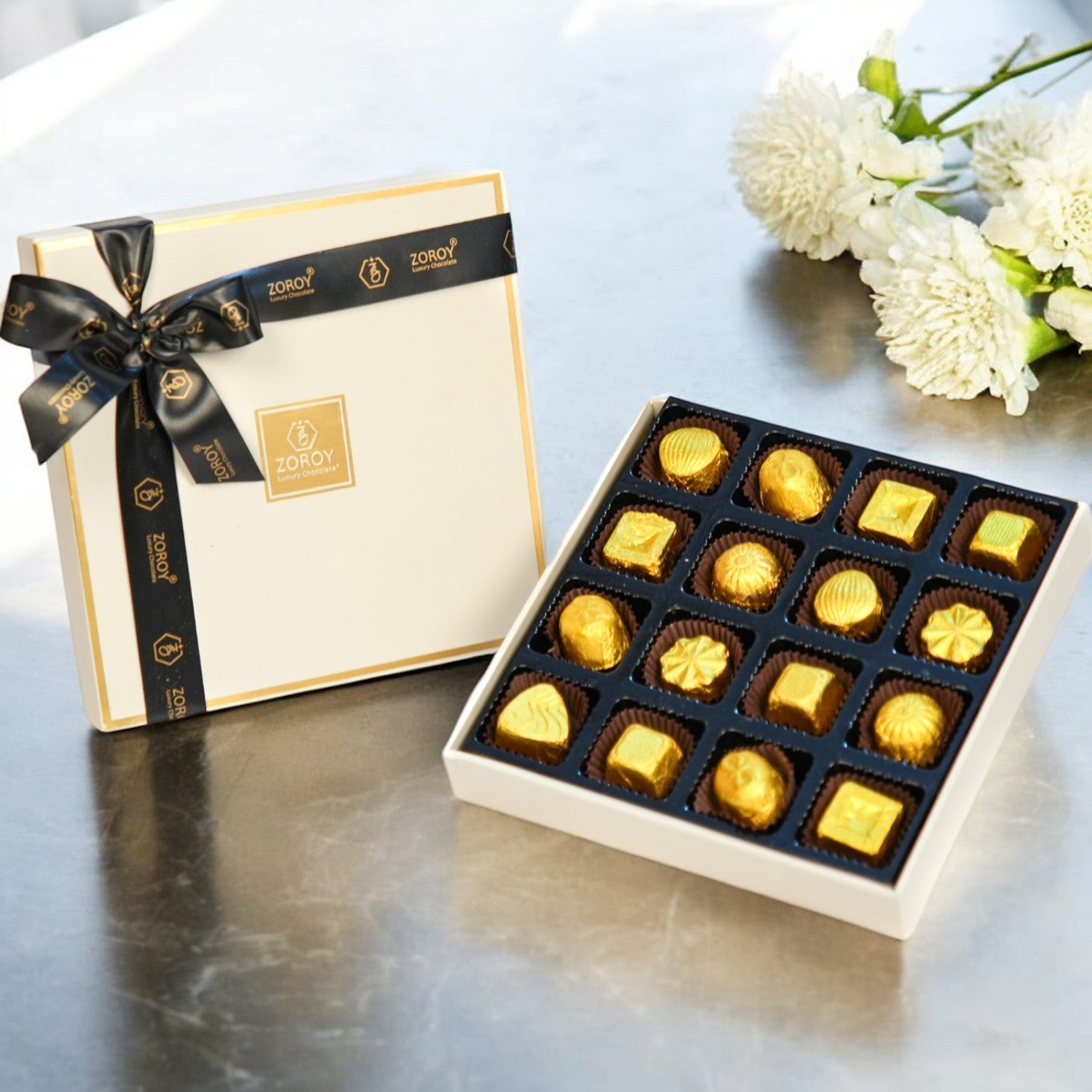 ZOROY Assorted Delite Chocolate Gift Box of 16 confection (176 Gms)