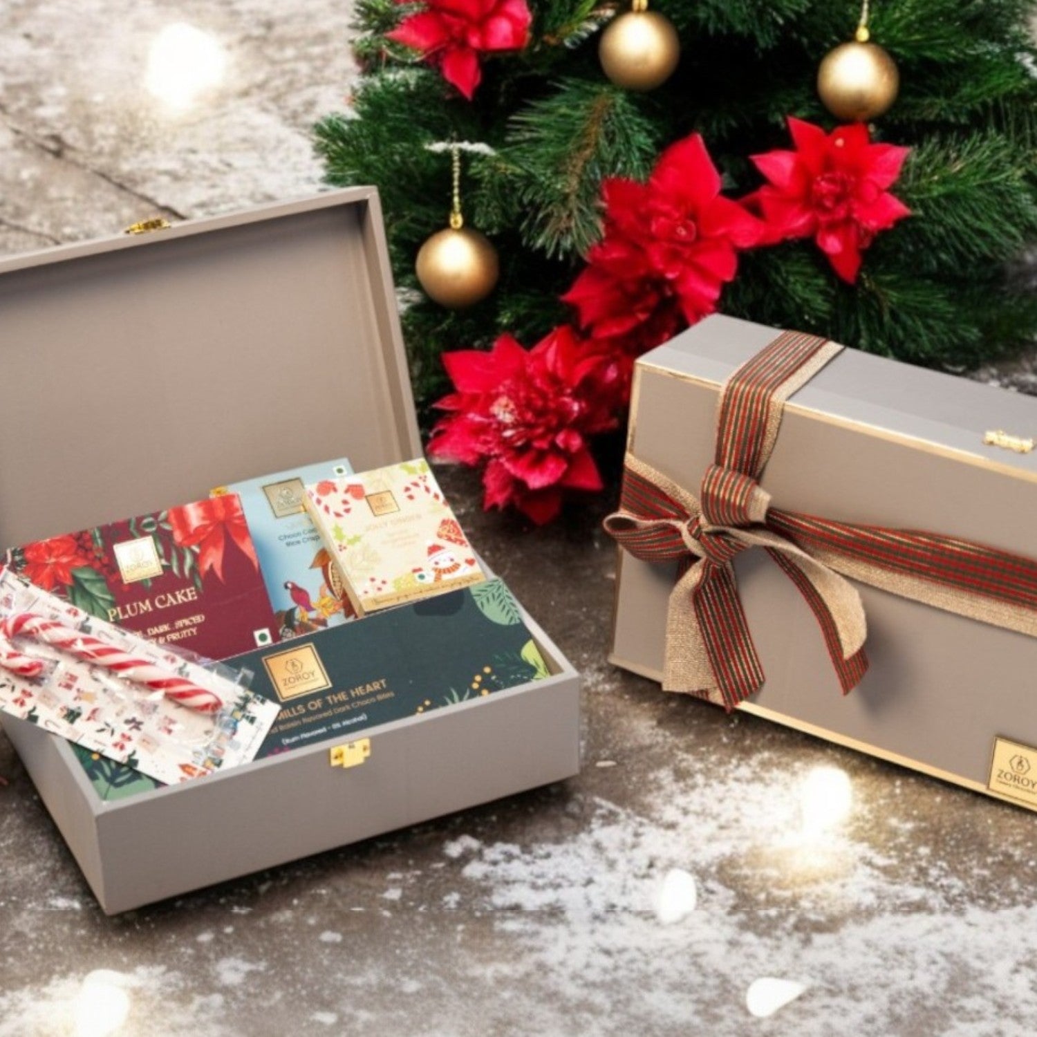 ZOROY SEASONAL WOODEN TREASURE HAMPER |Egless plum cake | rum and raisin flavored chocolates | candy cane |gingerbread cookies | Ideal for Holiday Christmas New Year and Corporate Gifts