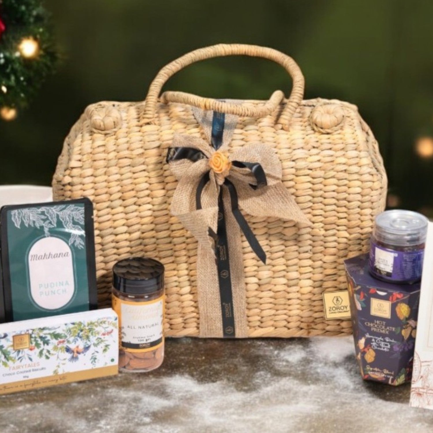 ZOROY PICNIC GIFT BASKET HAMPER SEASON 2 | snacks | nuts | chocolates | mixed berry| Hot chocolate Premix |green tea | Ideal for Holiday Christmas New Year and Corporate Gifts | everyday gifts