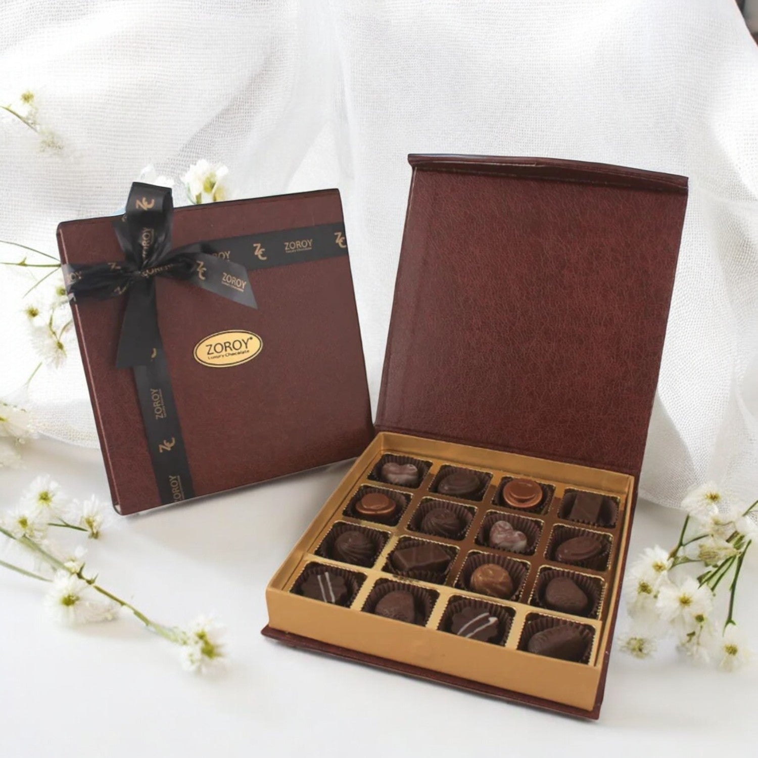 ZOROY Leather finish box with 16 Assorted Delite Chocolate Gift Box - (176 Gms)