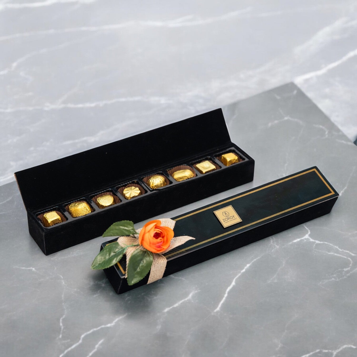 ZOROY Glossy Wooden Box with 8 Assorted Delite chocolates