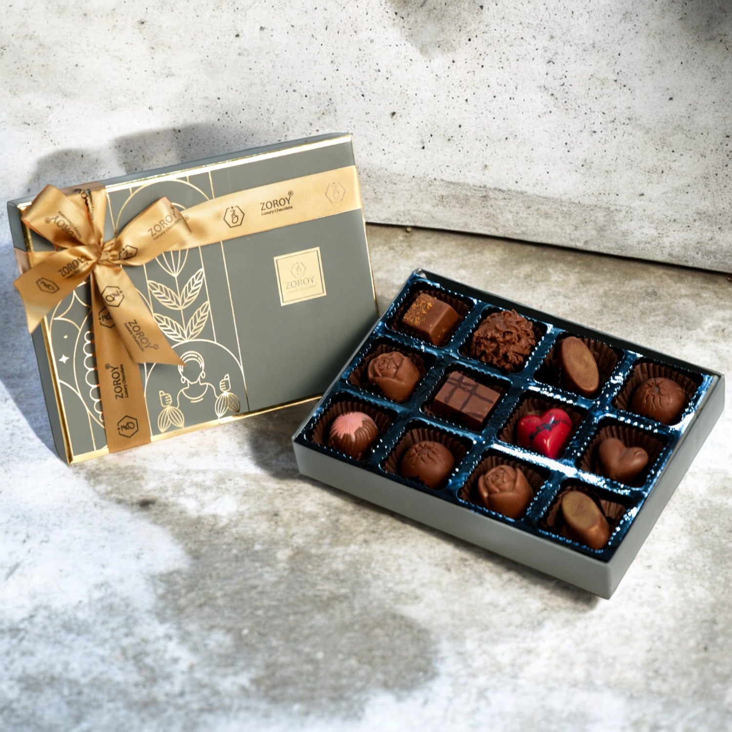 ZOROY LUXURY CHOCOLATE Box of 12 Pure Couverture Dark Chocolate | Signature Belgian style | 12 pieces in a Gift Box | Assortment of Dark pralines - 132 Gms