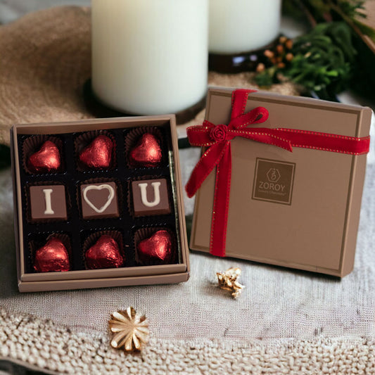 ZOROY Box of 9 Love stories- contains hearts and I Love You chocolates
