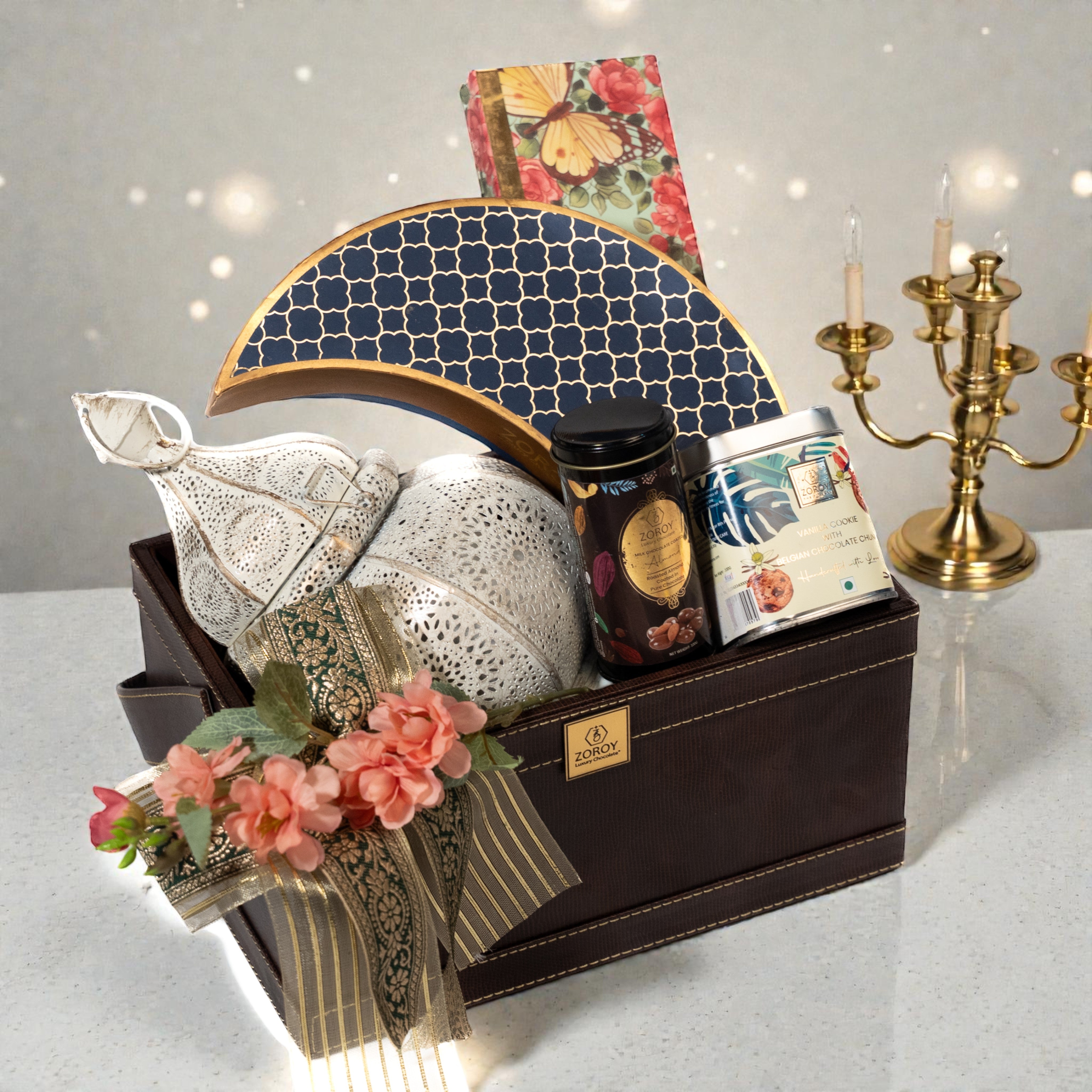 ZOROY Club Hamper Large For Eid | Box with Assorted Dry Fruit Filled Dates |Filled With Roasted Pistachio, peeled orange wholes,Roasted hazelnuts and chocolate coated almond stuffed dates | Khajur dry fruit |Natural Sweetener