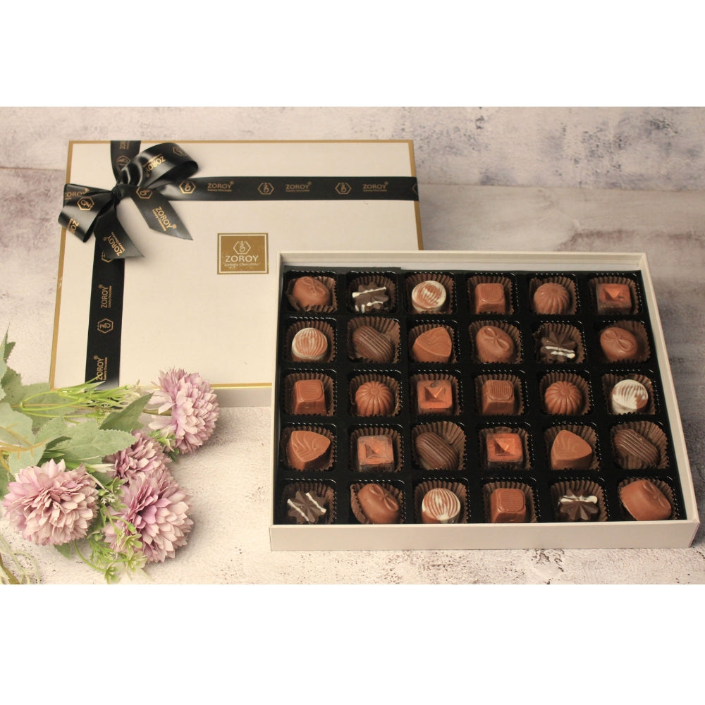 ZOROY Assorted Delite Box of 30 confection Chocolate Gift Box (330 Gms)