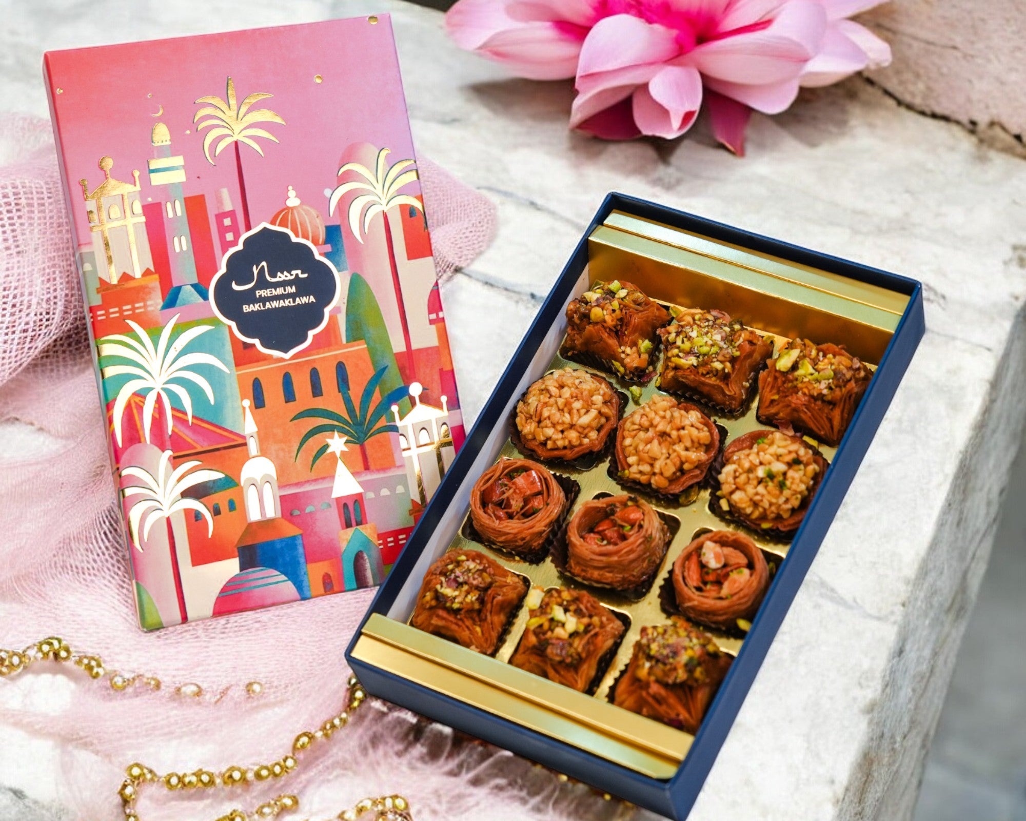 ZOROY Bahaar Luxury Eid & Ramadan Hamper – Mamouls, Chocolates, Baklava, Dates, Nuts, Lantern & Tea