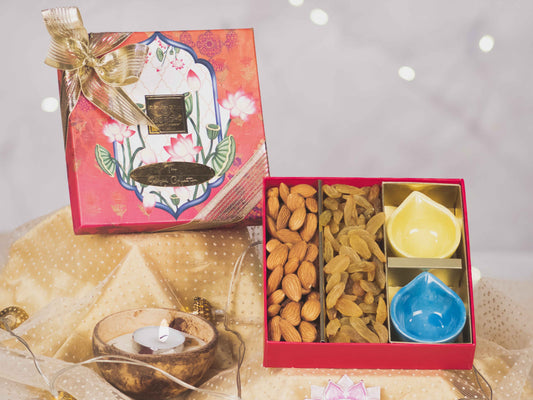 ZOROY Diwali gift Box with 150 gms Dry Fruits and diyas