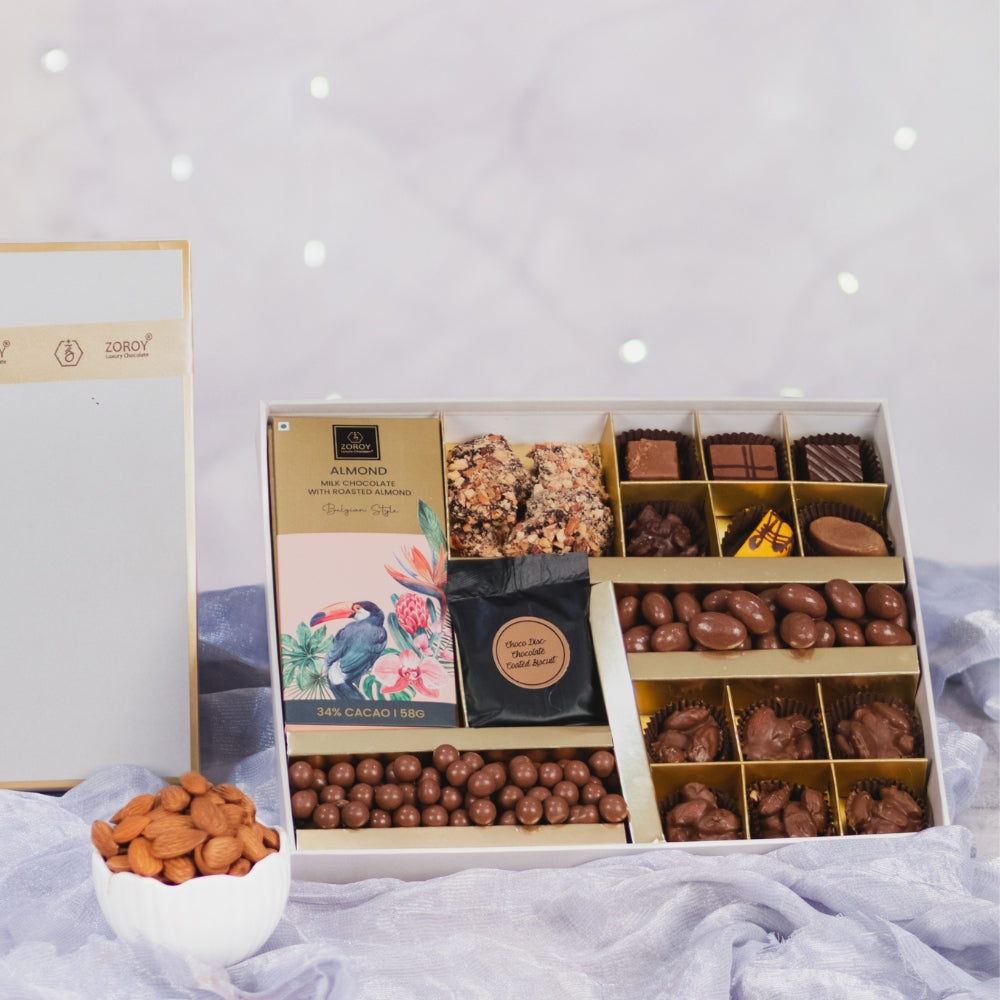 ZOROY LUXURY CHOCOLATE Classic Cabinet | Pure Couverture Chocolate Pralines | Chocolate coated almonds and Butterscotch | Almond Rocher's | Belgian style Chocolate Bar | Almond Buttercrunch | Chocolate coated Biscuits | 500G
