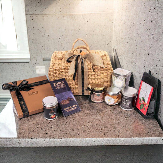 ZOROY LUXURY CHOCOLATE Picnic Gift Basket Hamper Combo For Celebration Corporate Christmas Diwali Weeding Festival Surprise Online Assorted Chocolate Gift Box
