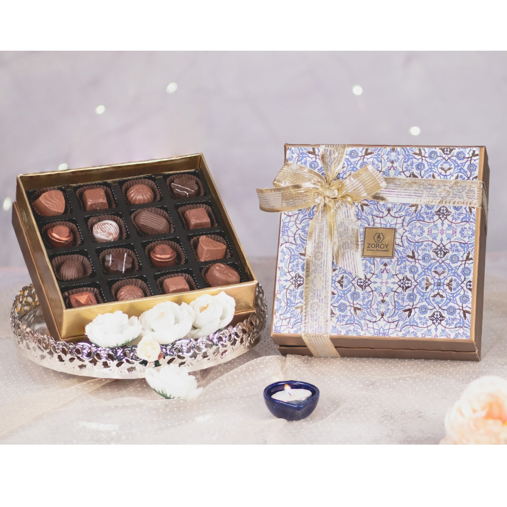 ZOROY Ethnic Neel with 16 Assorted Delite Chocolate Gift Box (176 Gms)