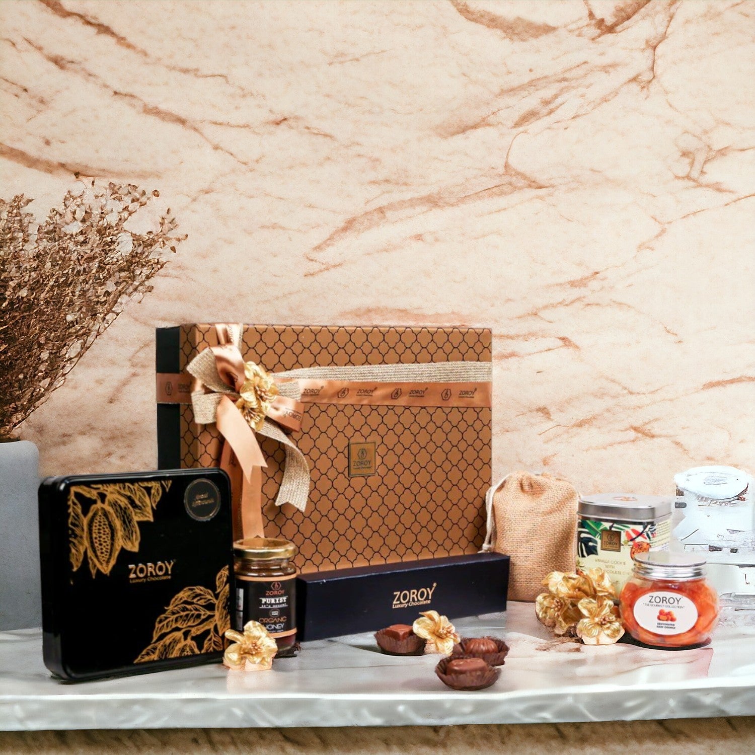 ZOROY Gourmet hamper box of goodies and chocolates