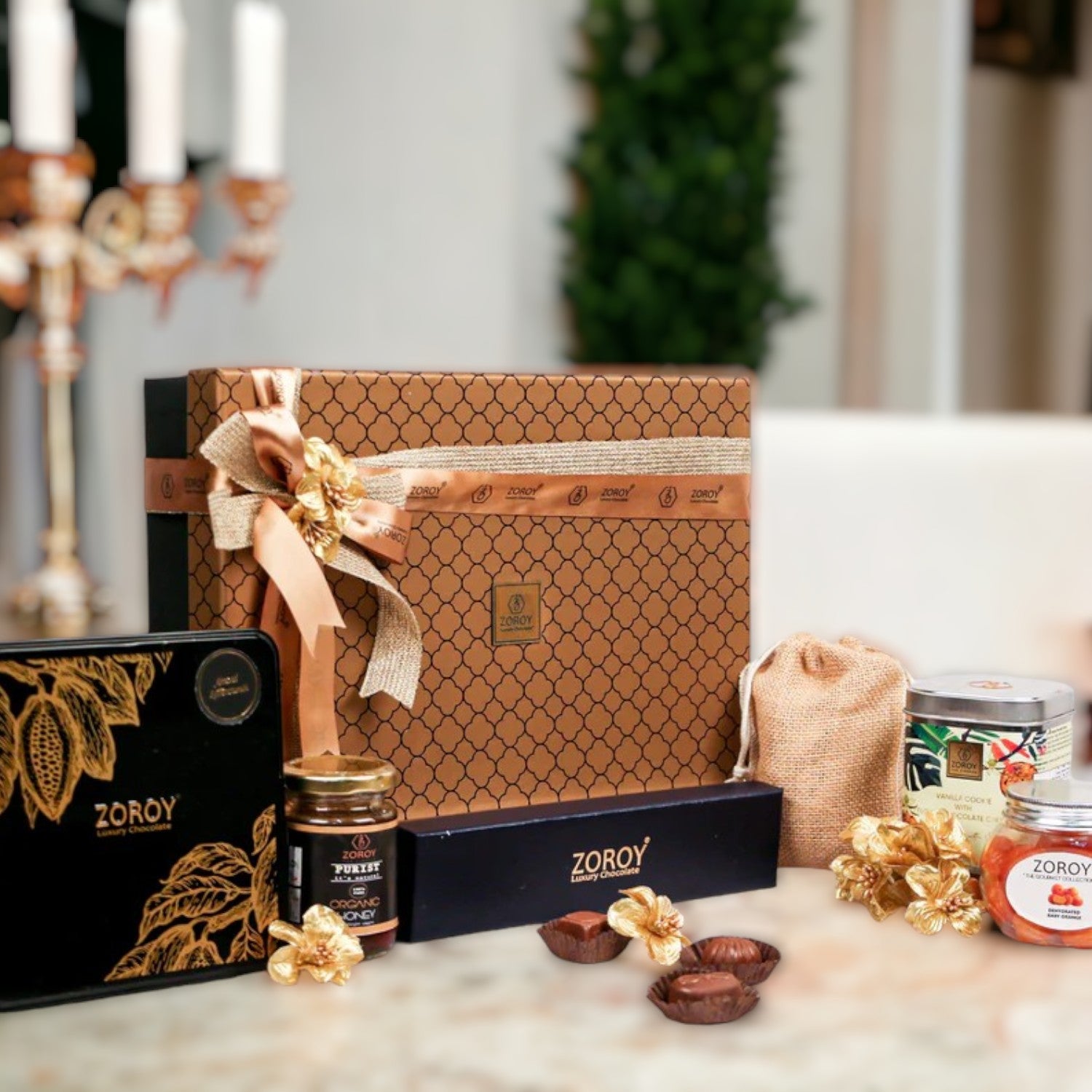 ZOROY Gourmet hamper box of goodies and chocolates