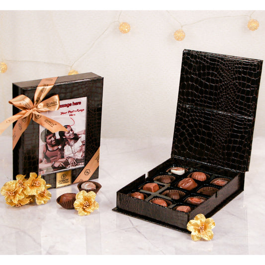 ZOROY Personalised Photo Gift Box with 12 Assorted Pralines