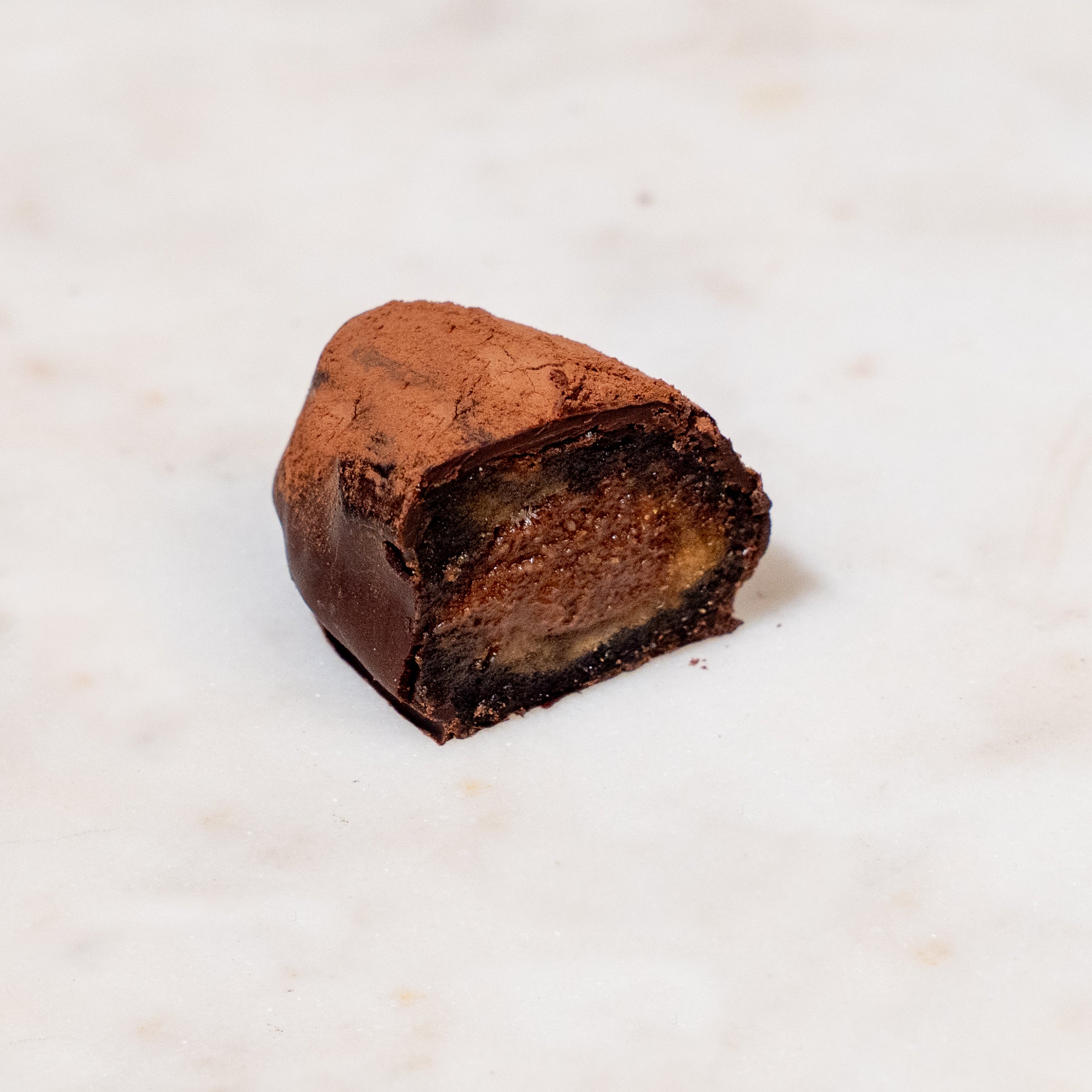 ZOROY 4 Medjool Dates Gift Box – 73% Dark Chocolate Stuffed Gourmet Assorted Dates for Eid & Ramadan