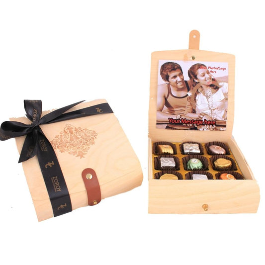 ZOROY Personalised Flexible top Wooden Gift Box 9 Assorted Pralines