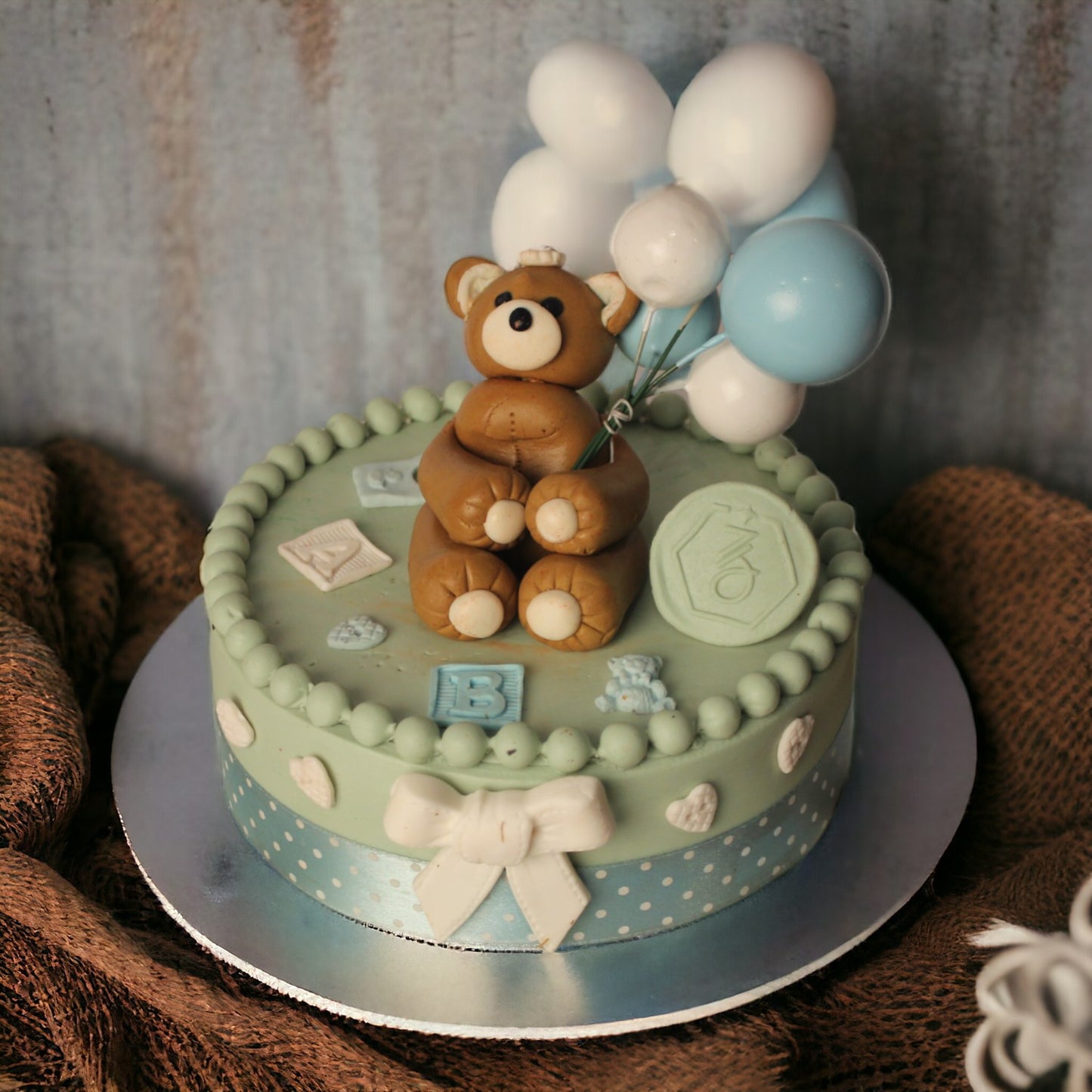 ZOROY Teddy Theme Cake