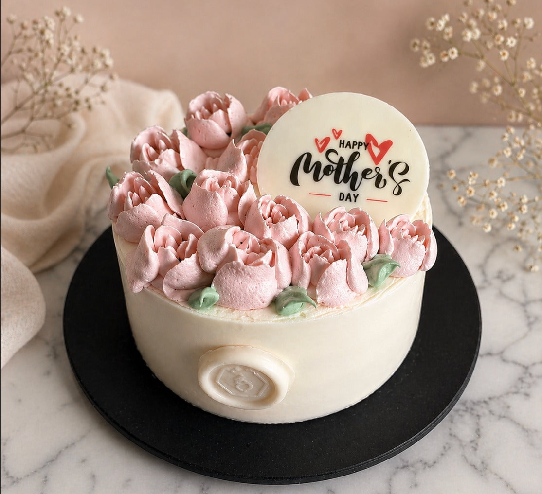 Mothers Day Floral Pineapple Bento Cake 250g, light and fresh