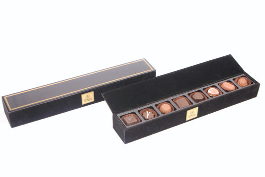 ZOROY Glossy Wooden Box with 8 Assorted Delite chocolates