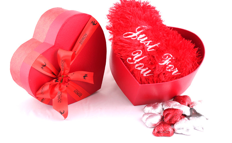 Valentines Special- Heart box with Musical heart saying I Love you, and 10 milk chocolate hearts